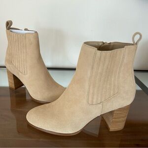 Ankle boots by violet & red